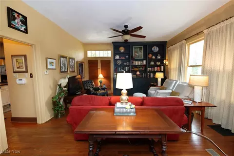 Living - 7 Arlington Dr, Wheeling, WV 26003 photo 1 of 5