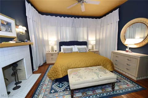 Bedroom - 7 Arlington Dr, Wheeling, WV 26003 photo 3 of 4