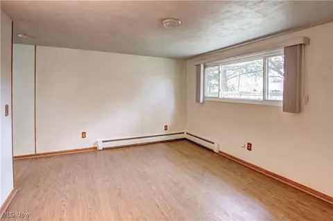 Bedroom - 706 S Abbe Rd N, Elyria, OH 44035 photo 1 of 10