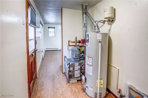 Entry Way - 706 S Abbe Rd N, Elyria, OH 44035 photo 1 of 1
