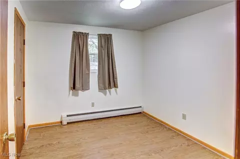Bedroom - 706 S Abbe Rd N, Elyria, OH 44035 photo 6 of 10