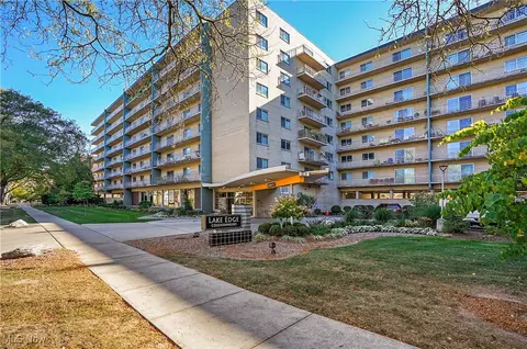 10301 Lake Ave #703, Cleveland, OH 44102