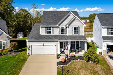 124 Slippery Rock Ln, Berea, OH 44017