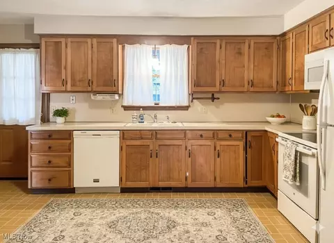5364 Burlawn St NW, Canton, OH 44708 photo 16