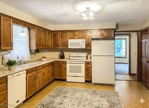 5364 Burlawn St NW, Canton, OH 44708 photo 15