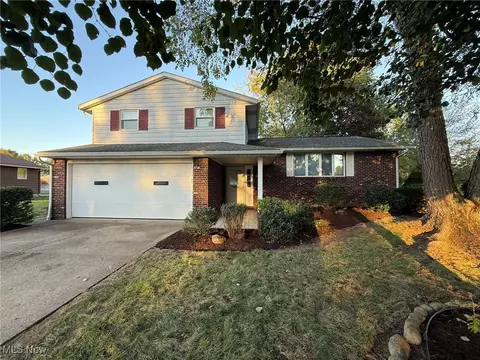 1273 Concord Cir SE, New Philadelphia, OH 44663