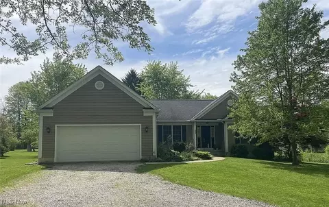 4155 Hattrick Rd, Rootstown, OH 44272