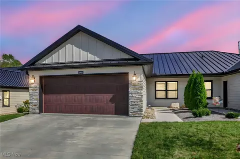 1003 Sycamore Ln, Millersburg, OH 44654