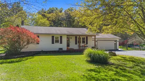 5494 Streeter Rd, Mantua, OH 44255