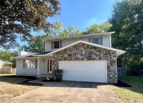 1725 Auburn Ave NW, Massillon, OH 44647