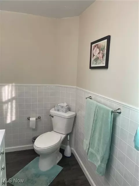 193 4th St SE, Brewster, OH 44613 photo 17