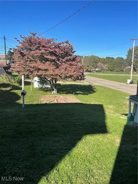 193 4th St SE, Brewster, OH 44613 photo 5