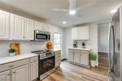 Kitchen - 206 E Main St, Dalton, OH 44618 photo 4 of 4