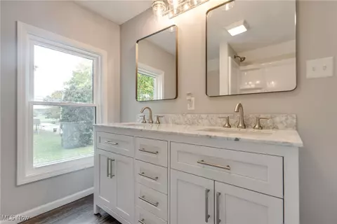 Bath - 206 E Main St, Dalton, OH 44618 photo 3 of 4