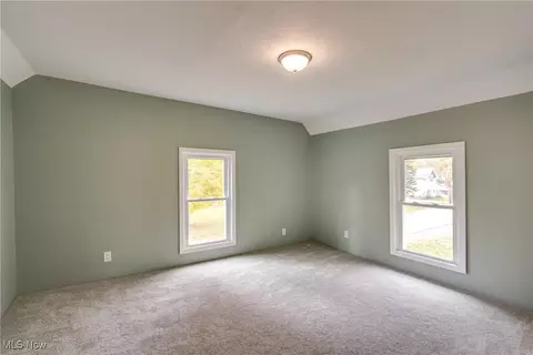 Bedroom - 206 E Main St, Dalton, OH 44618 photo 3 of 10
