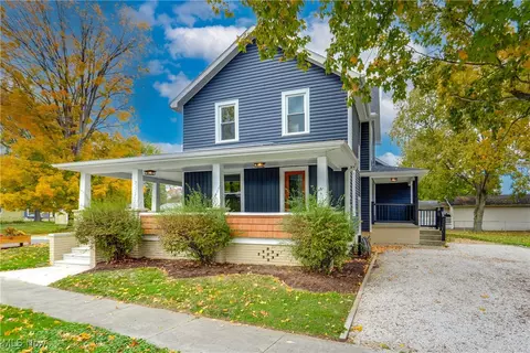Exterior - 206 E Main St, Dalton, OH 44618 photo 2 of 8