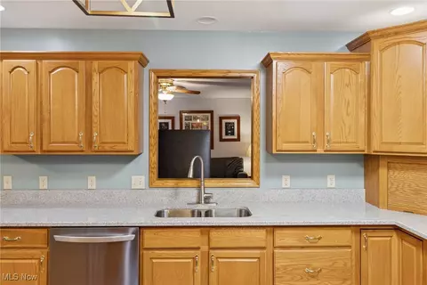 3203 Merchants Ave, Ashtabula, OH 44004 photo 14