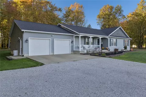 3203 Merchants Ave, Ashtabula, OH 44004 photo 3