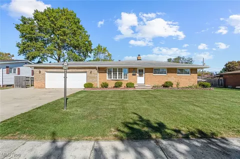 10260 Terrace Ct, Parma, OH 44130