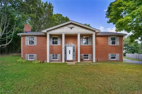 2476 Lisbon St, East Liverpool, OH 43920