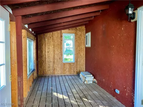 Exterior - 33 E 8th St, Ashland, OH 44805 photo 1 of 1