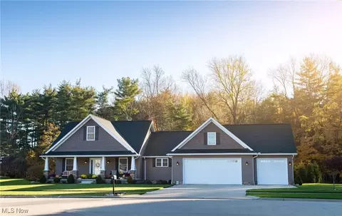 132 S Sunnyview Ln, Orrville, OH 44667