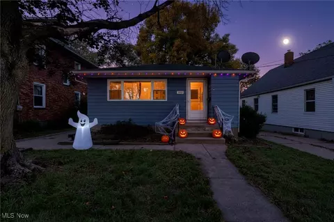 874 Iona Ave, Akron, OH 44314