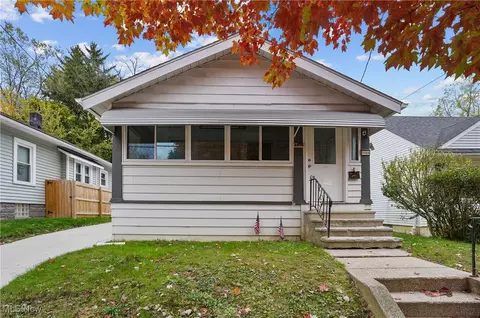 1151 Collinwood Ave, Akron, OH 44310