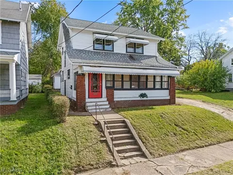 1422 Plain Ave NE, Canton, OH 44714