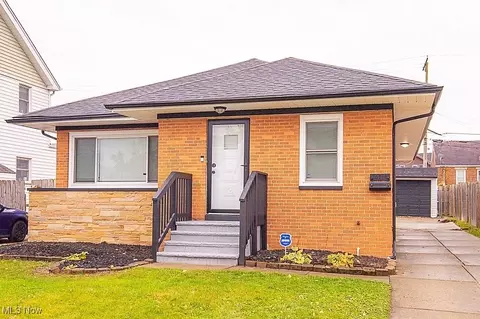 10718 Vernon Ave, Garfield Heights, OH 44125