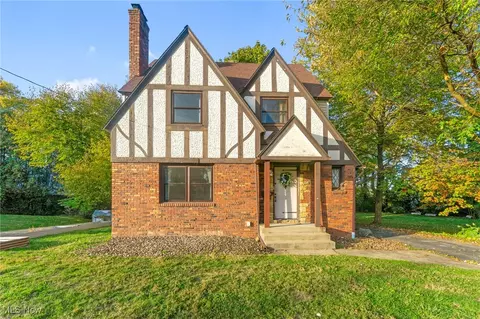 26 Marlindale Ave, Boardman, OH 44512