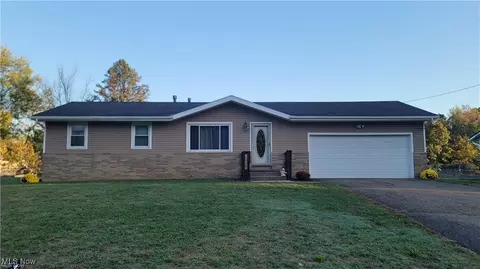 1829 Sunline Dr, Suffield, OH 44260