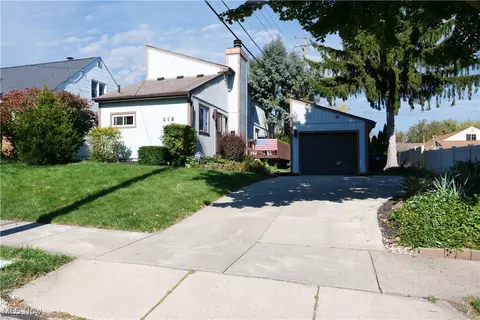 315 Clinton Ave, Akron, OH 44301