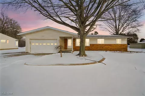 4423 Oregon St, Perry, OH 44081