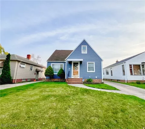6403 Kenneth Ave, Parma, OH 44129