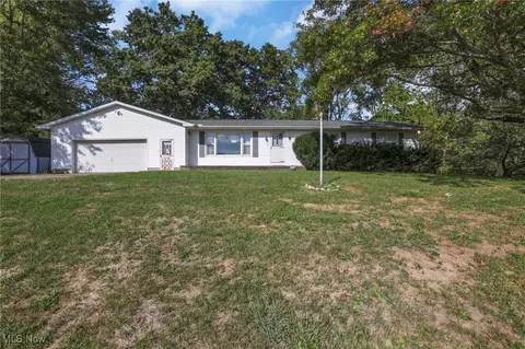 3615 West Pike, Zanesville, OH 43701