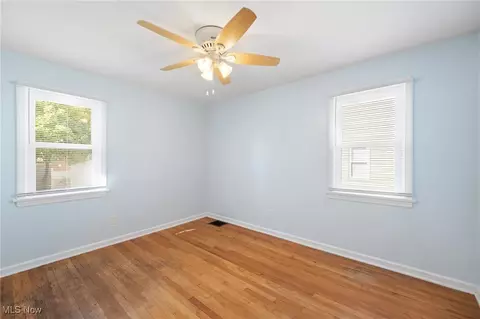 Bedroom - 6096 Wareham Dr, Parma, OH 44129 photo 1 of 8