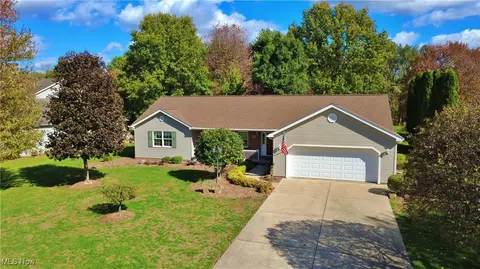 400 Spring Valley Dr, Zanesville, OH 43701