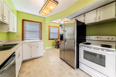 6711 Forest Ave, Parma, OH 44129 photo 12