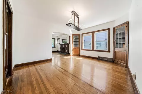 6711 Forest Ave, Parma, OH 44129 photo 9
