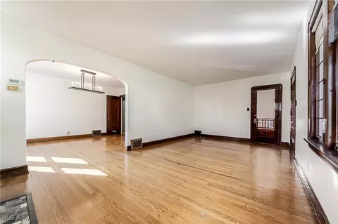 6711 Forest Ave, Parma, OH 44129 photo 8