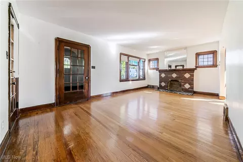 6711 Forest Ave, Parma, OH 44129 photo 5