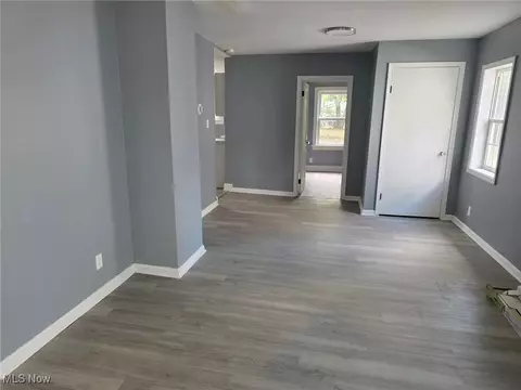 623 W 57th St, Ashtabula, OH 44004 photo 11