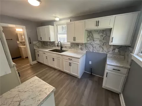 623 W 57th St, Ashtabula, OH 44004 photo 13