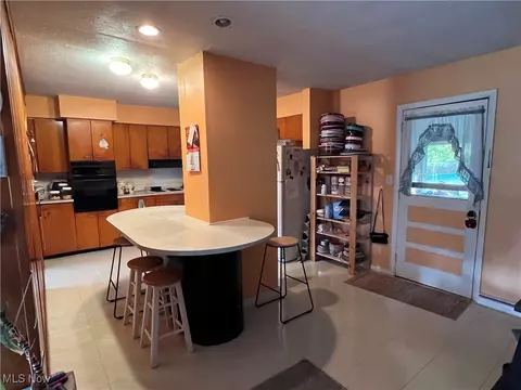 Kitchen - 1805 W 19th St, Ashtabula, OH 44004 photo 1 of 2
