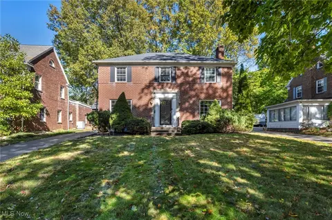 1375 Jefferson Ave, Akron, OH 44313