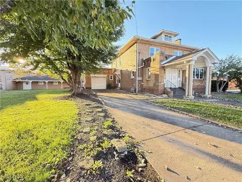 211 N 3rd St, Toronto, OH 43964