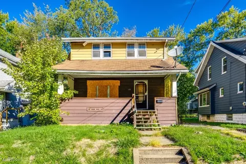 133 Emerling Ave, Akron, OH 44301