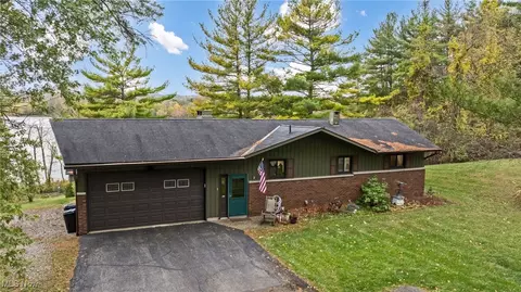 3290 W Shad Dr, Mansfield, OH 44903