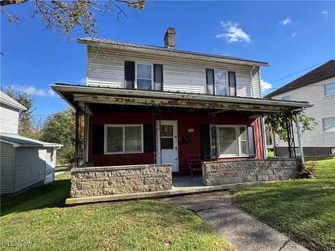 147 S Sugar St, Saint Clairsville, OH 43950